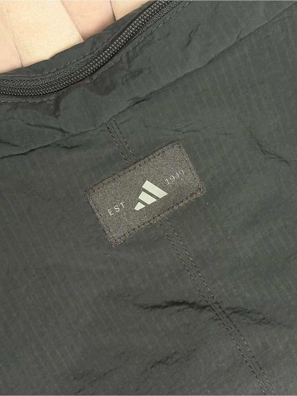 NWT adidas Crescent Crossbody in Black Nylon ORG RETAIL $48
